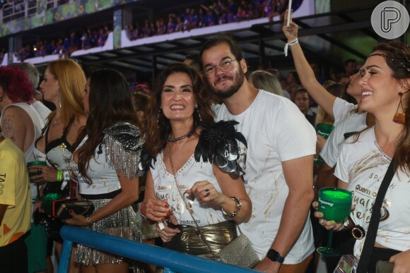 Fátima Bernardes esteve com Túlio Gadêlha na Marquês de Sapucaí, no Rio de Janeiro