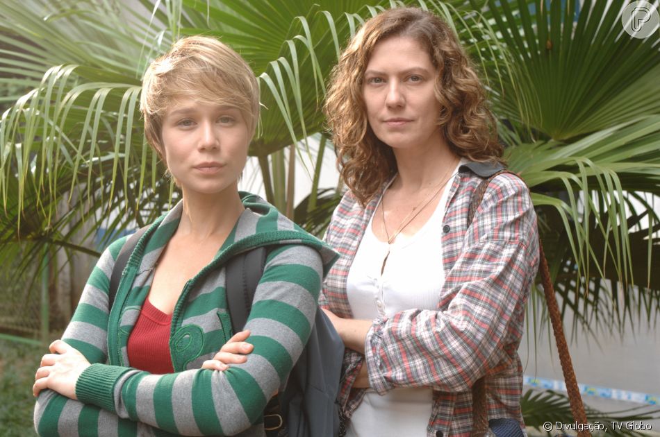 Novela 'A Favorita': Flora (Patricia Pillar) é baleada pela própria filha, Lara (Mariana Ximenes)