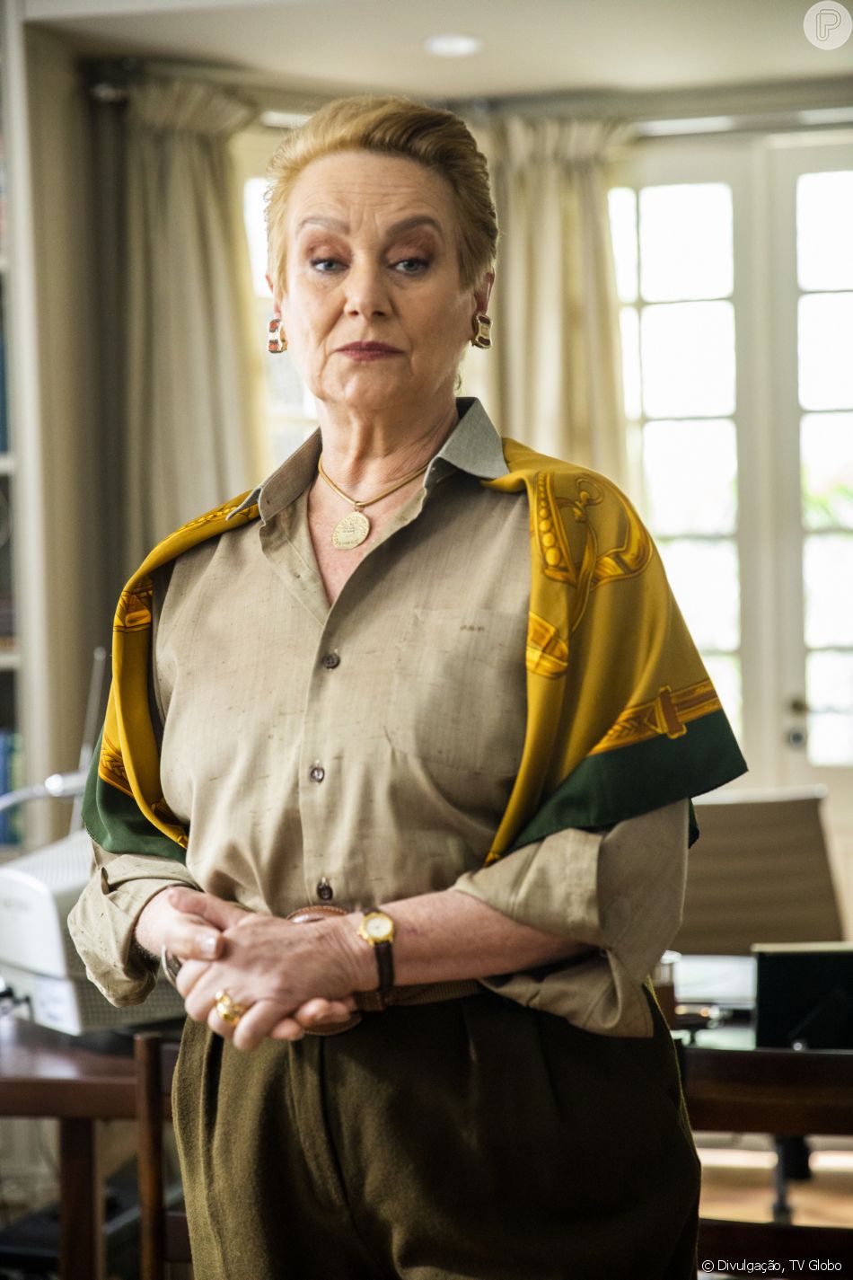 Filha de Mariana (Selma Egrei), Madeleine (Karine Teles) morre na novela 'Pantanal'