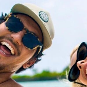 Gabriel Medina e Yasmin Brunet se casaram no Havaí