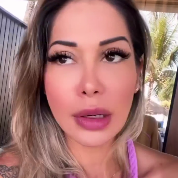 Maíra Cardi: 'Fico muito feliz quando dão coisas para a minha filha e eu tenho muito dinheiro, mas quando recebo, recebo com gratidão'