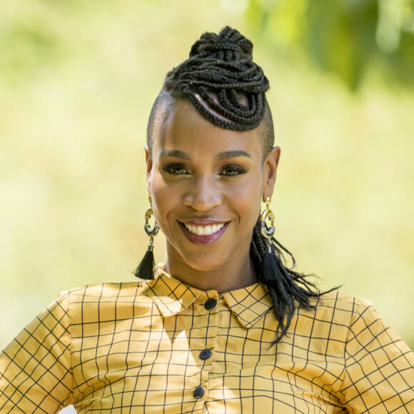 Nele, Karol Conká respondeu algumas perguntas dos telespectadores