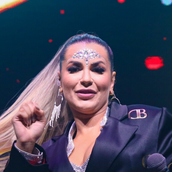 Deolane Bezerra sobre cirurgias plásticas: 'Tudo o que dá para deixar mais bonito, eu vou lá e desenrolo'