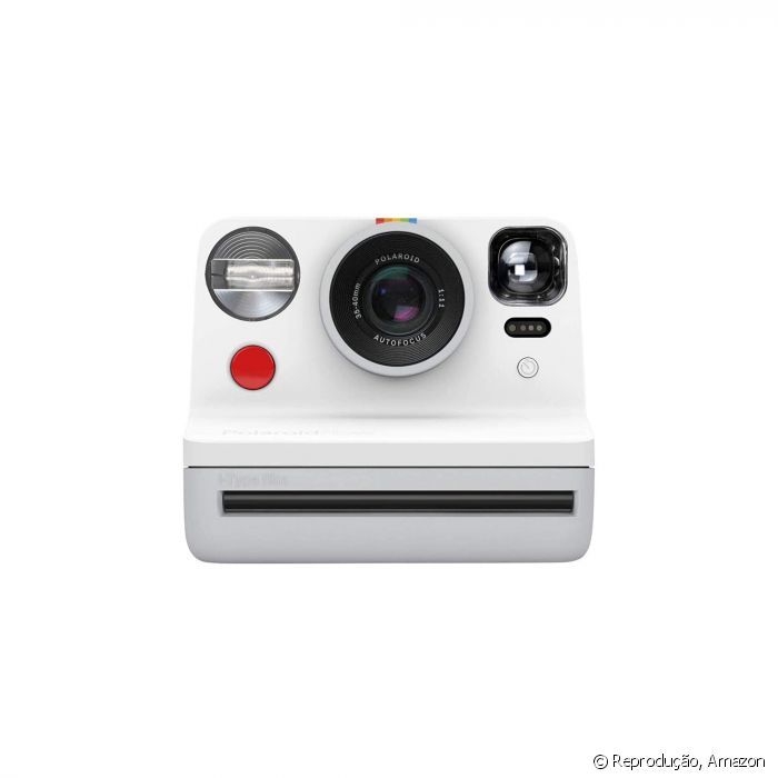 Uma câmera para quem quer investir em um produto mais elaborado é a Câmera Now Autofocus i-Type 9027, de Polaroid