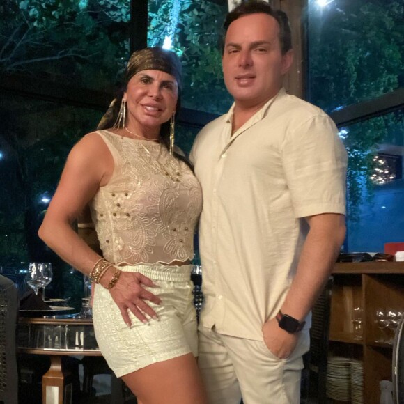 Gretchen afirma que o marido, Esdras, adora o corpo peludo: 'Tem tesão nos meus pêlos'