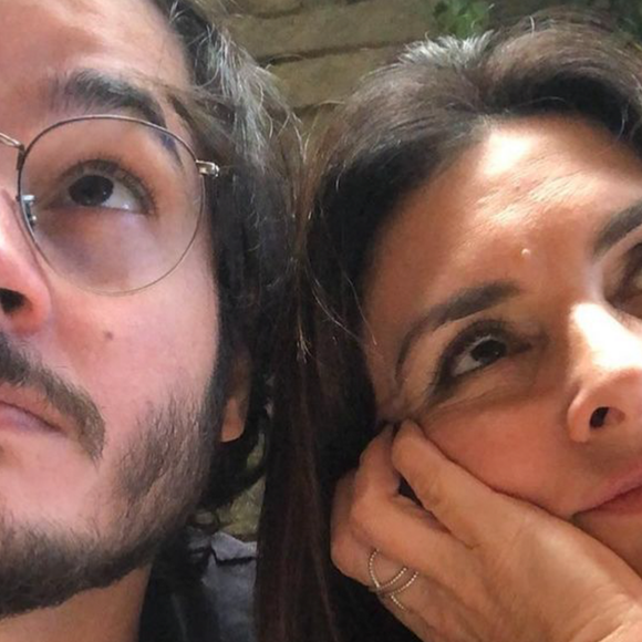 Fátima Bernardes e Túlio Gadêlha completaram mais um mês de relação nesta quinta-feira (02)