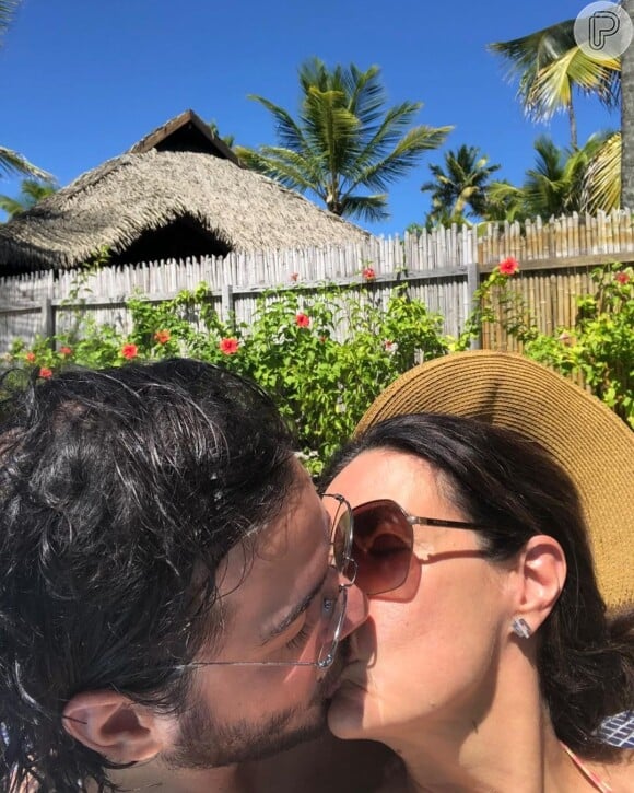 Túlio Gadelha celebra namoro com Fátima Bernardes: 'Hoje completamos 55 meses juntos! Parabéns, amor!'
 