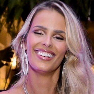 O Dia dos Namorados deste ano será bem diferente para Yasmin Brunet