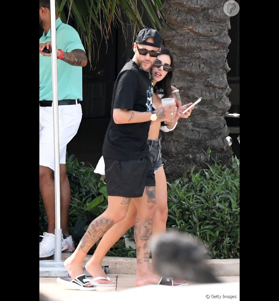Bruna Biancardi também estava com Neymar durante as férias