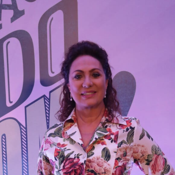 Eliane Giardini avaliou que está longe de se sentir uma mulher com tal idade, já que se mantém sempre ativa