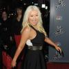 Christina Aguilera foi substituída pela cantora colombiana Shakira