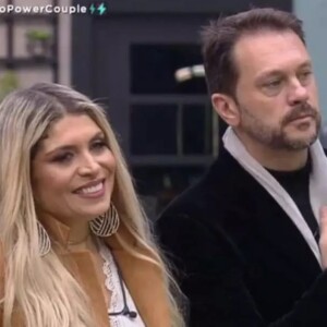 Pela segunda vez durante todo o programa, Albert e Adryana não vão para DR da semana no Power Couple