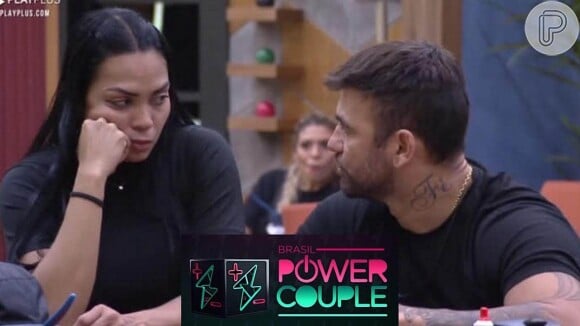 Power Couple: Eliza avisa para Hadballa que vai se afastar de Brenda e Matheus