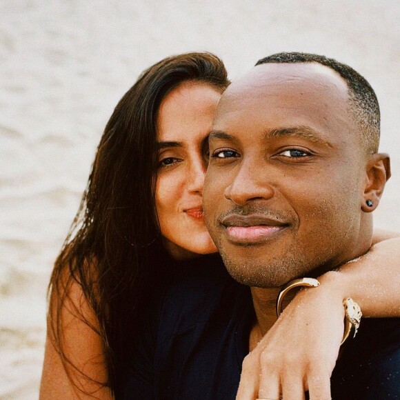 Carol Peixinho celebrou o sucesso do namorado, Thiaguinho