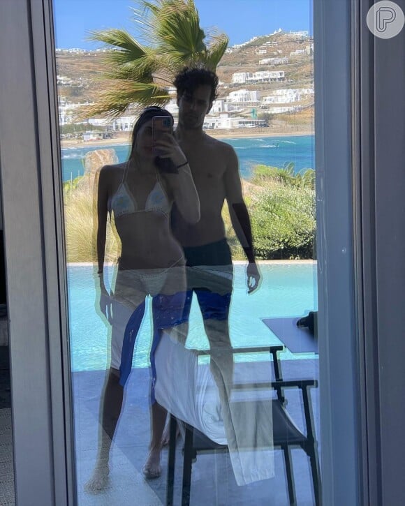 Elisa Zarzur e Alexandre Negrão em foto durante viagem a Mykonos