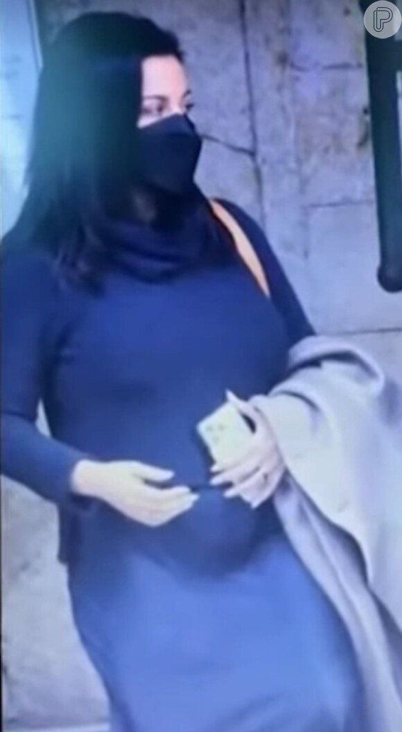 Suspeitas de gravidez começaram após um vídeo de um paparazzo mostrar uma barriguinha na atriz