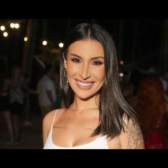 Bianca Andrade alfinetou após foto deletada: "Esqueci que a sociedade precisa conversar mais sobre mamilos femininos"
