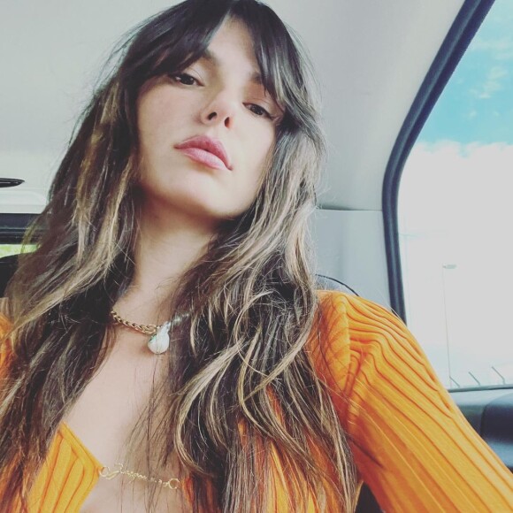 Isis Valverde  foi apontada com um affair milionário
 
