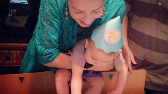 Luana Piovani posta foto do bolinho de aniversário do filho Dom, de 8 meses