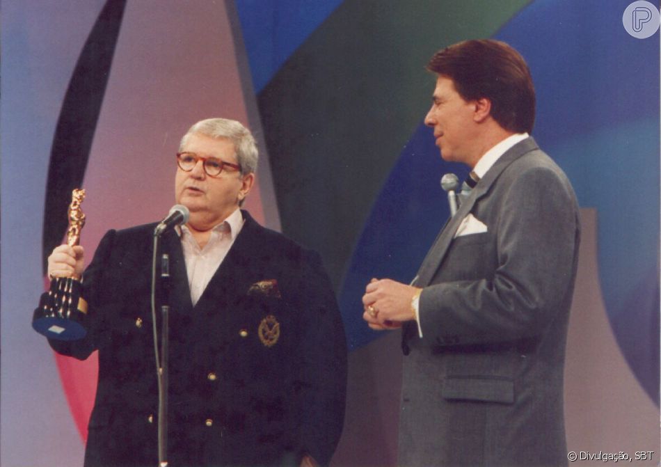 Jô Soares recebeu de Silvio Santos o Troféu Imprensa pelo seu 'Jô Soares Onze e Meia'