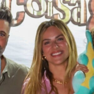 'Diz muito mais sobre ela e quem concorda com ela do que sobre mim!', escreveu Giovanna Ewbank sobre comentários de Karina Bacchi