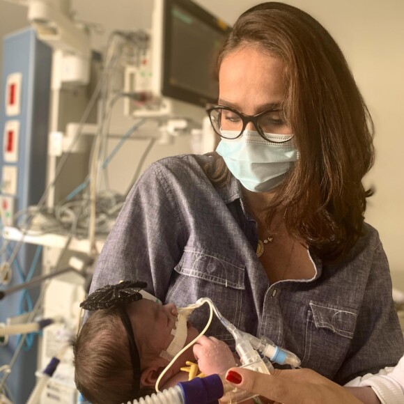 Juliano Cazarré teve medo da filha caçula não sobreviver