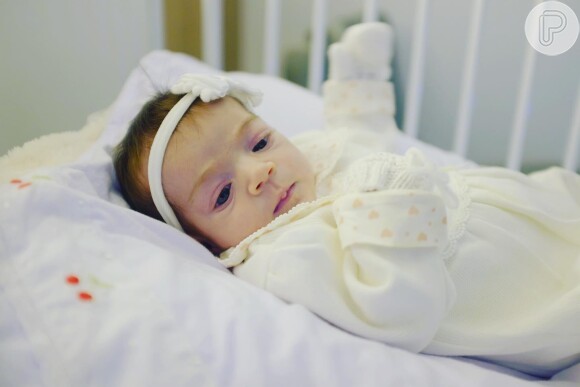 A filha mais nova de Juliano Cazarré passou por uma cirurgia de 10h logo após nascer