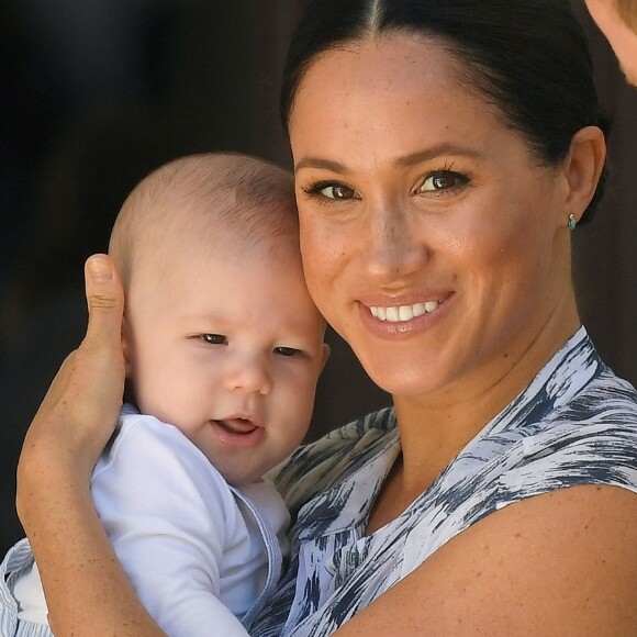 Quarto do filho de Meghan Markle pega fogo e a duquesa toma um susto