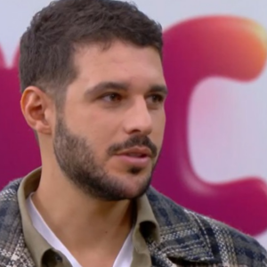 Nas redes sociais, irmão mais novo de Rodrigo Mussi fala sobre entrevista da mãe