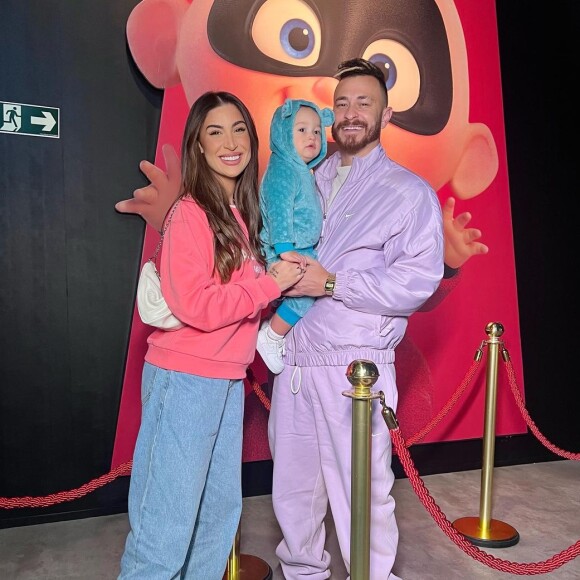 Bianca Andrade e Fred se separaram, mas dividem a rotina de cuidados com o filho, Cris