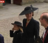 Kate Middleton escolheu uma joia que fazia parte da coleção de Rainha Elizabeth II e prestou tributo à monarca