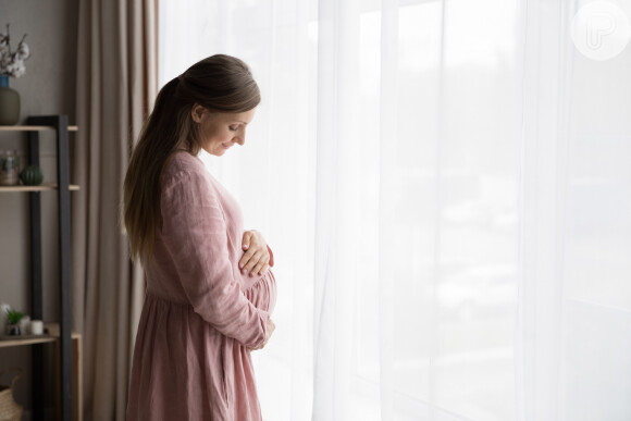 A gravidez demanda um cuidado especial nas escolhas dos cosméticos