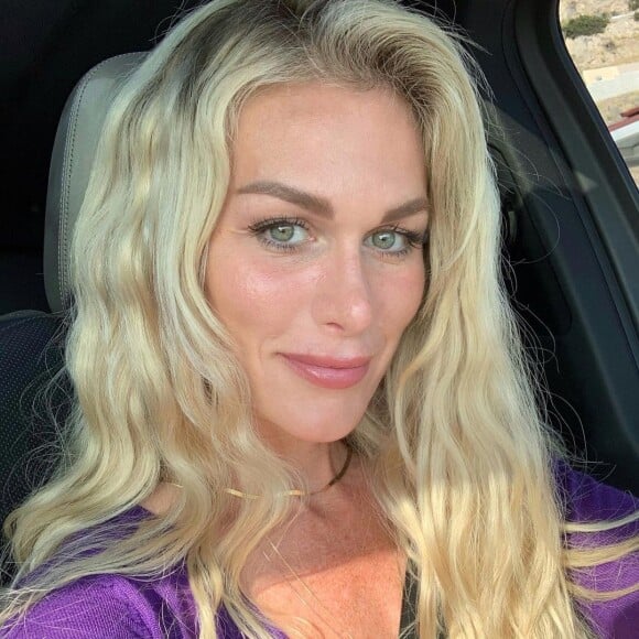 Ludmila Dayer afirmou que controla sintomas com alimentação