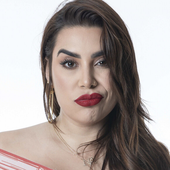 Naiara Azevedo avisou que não gosta de política e que, por isso, não falaria sobre o assunto