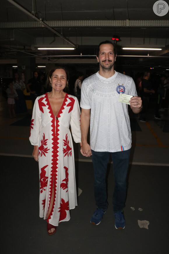 Eleições 2022: Adriana Esteves e Vladimir Brichta posaram para as fotos após votação