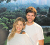 Fim da novela 'Maria Esperança': Maria (Bárbara Paz) e Eduardo (Ricardo Ramory) se casam e têm uma filha