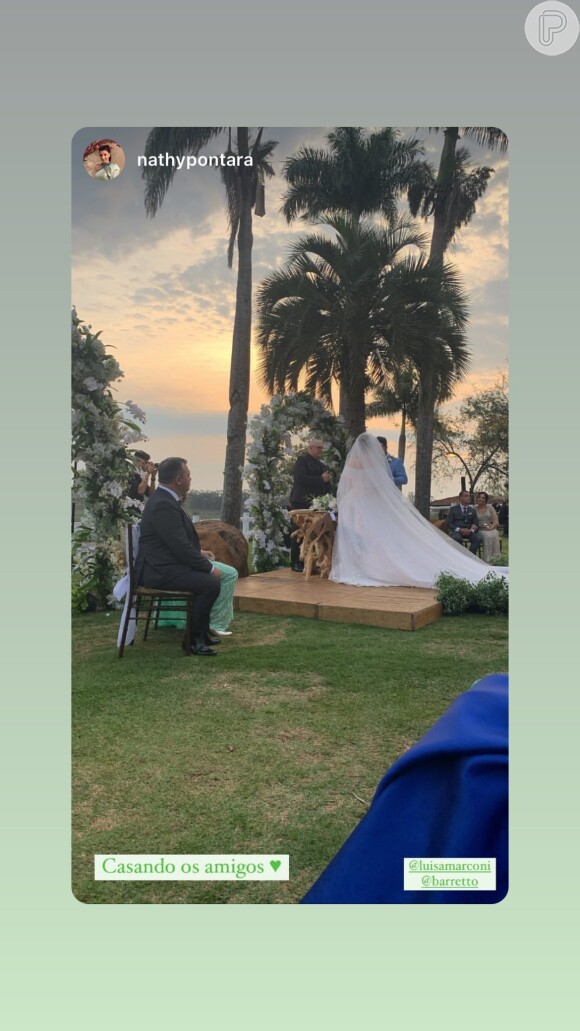 Barretto entrou em seu casamento dirigindo um Mustang