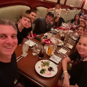 Angélica curtiu a viagem ao lado da família e amigos