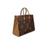 Paolla Oliveira posou com bolsa Louis Vuitton: o modelo usado pela atriz custa R$17.800,00