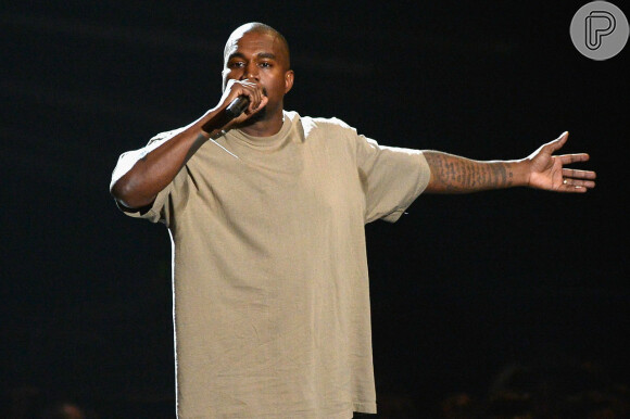 Kanye West foi criticado por Bella Hadid por conta dos comentários contra judeus