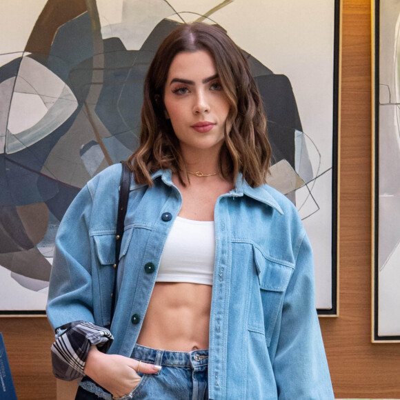 Jade Picon vem sendo criticada por sua atuação na novela 'Travessia', que marca sua estreia como atriz