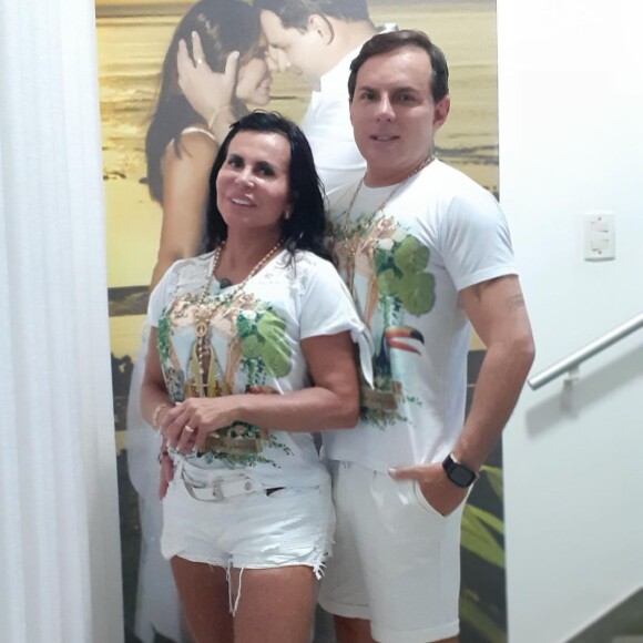 Marido de Gretchen, Esdras de Souza foi alvo de comentários após postar vídeo falando de mestrado em Musicoterapia