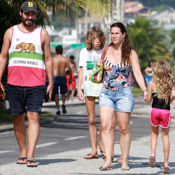 Thiago Lacerda e Vanessa Lóes tem três filhos: Gael, de 15 anos, Cora, de 12, e Pilar, de 8