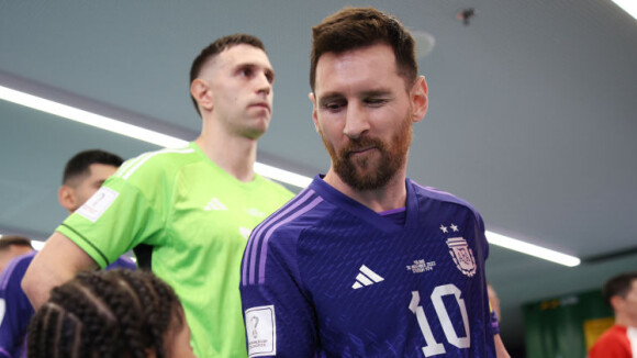 Messi faz a alegria de 30 crianças doentes de 11 países