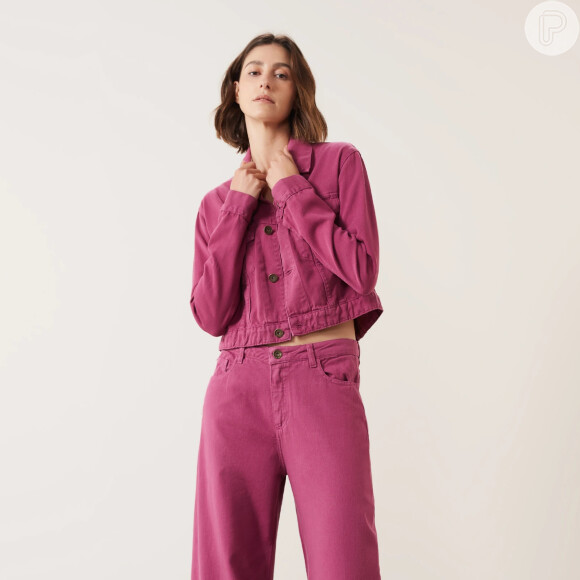 Viva Magenta em look monocromático: essa é a Jaqueta Classic Magenta, Luiza Botto