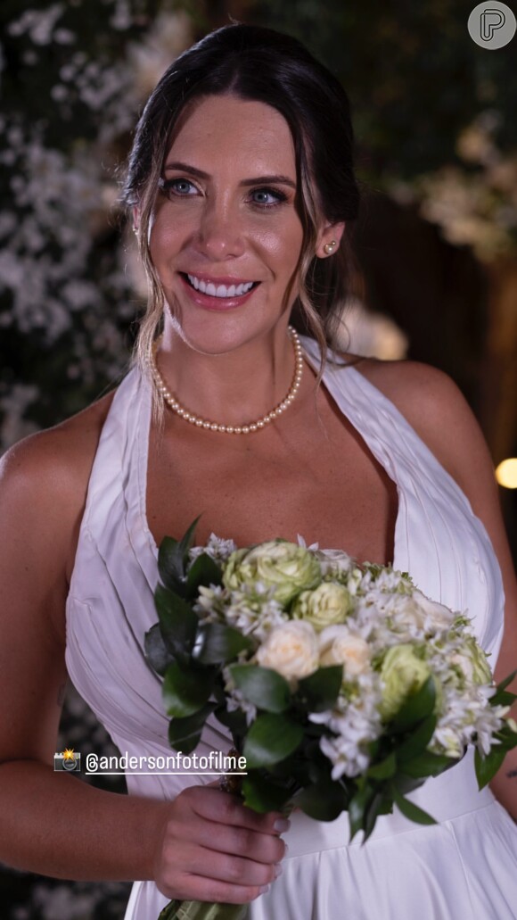 Detalhes do look de noiva de Bruna Matuti, mulher de Thiago Oliveira