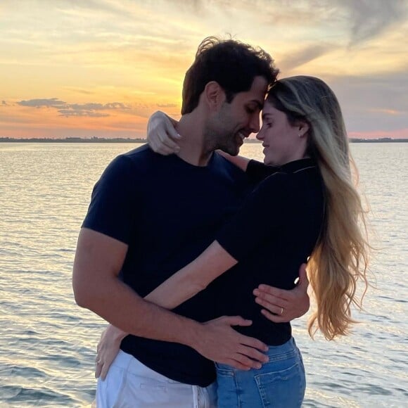Bárbara Evans e Gustavo Theodoro gastaram aproximadamente R$ 2 milhões na festa de casamento
 