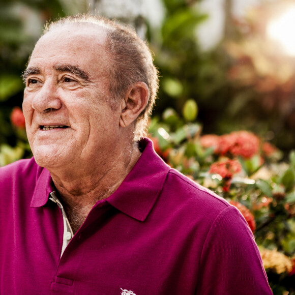 Renato Aragão ficou pouco mais de 1 dia internado após mini-AVC