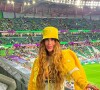 Look da irmã de Neymar, Rafaella Santos, para jogo da Copa do Mundo chamou atenção por bolsa de couro de R$ 15 mil