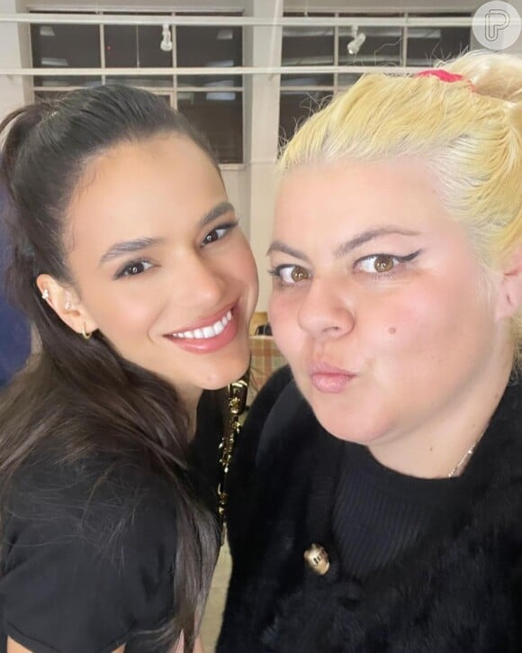 As unhas de Bruna Marquezine são feitas pela nail artist Roberta Munis